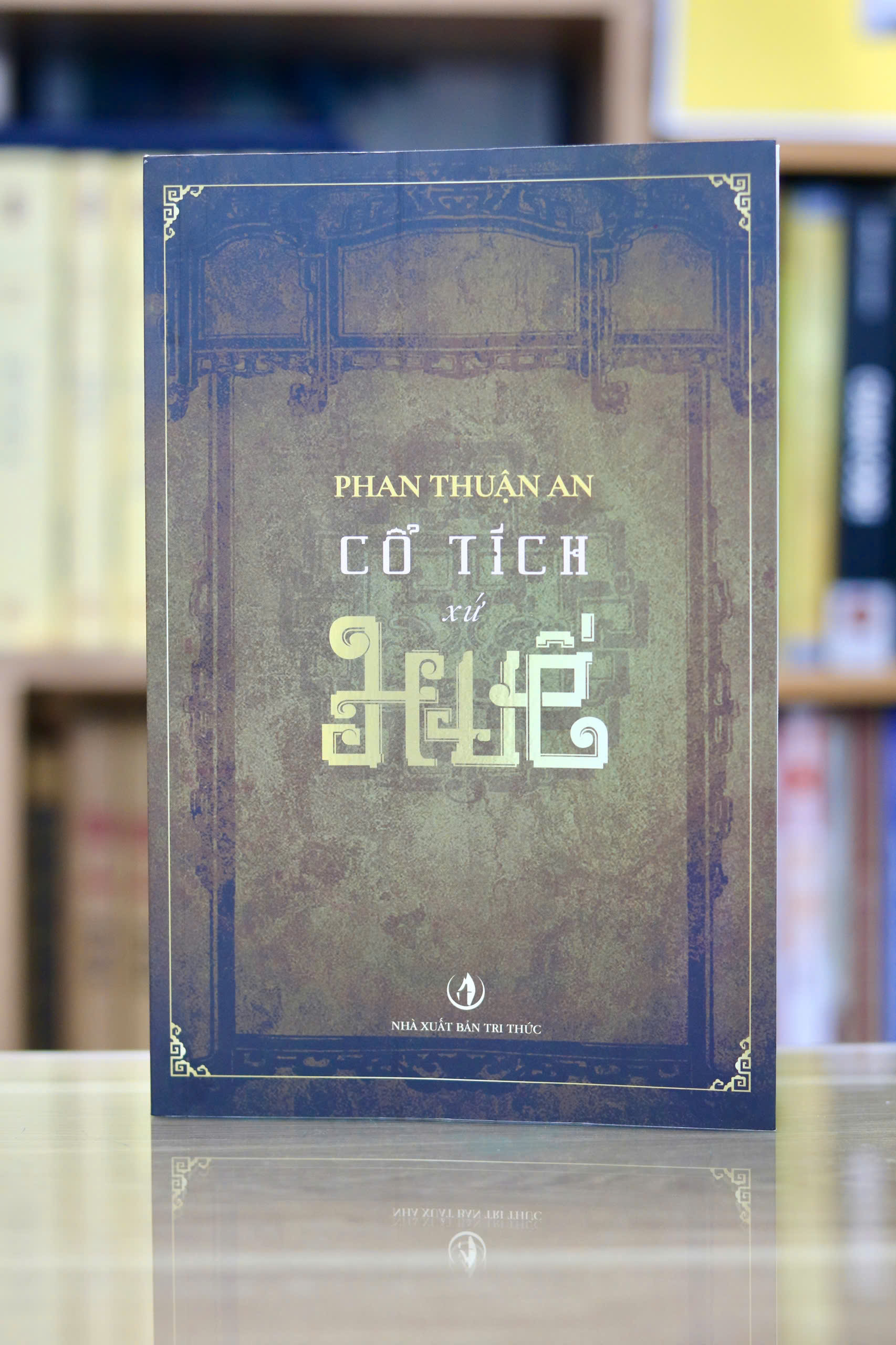 Boxset Phan Thuận An Với Huế - Lịch Sử Xứ Huế + Văn Hóa Xứ Huế + Cổ Tích Xứ Huế (Hộp Ba Cuốn) - Ảnh 10