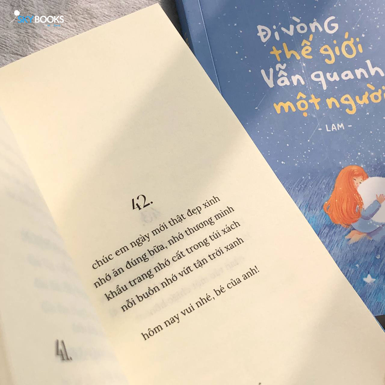 Đi Vòng Thế Giới Vẫn Quanh Một Người - Kèm Chữ Ký - Ảnh 4