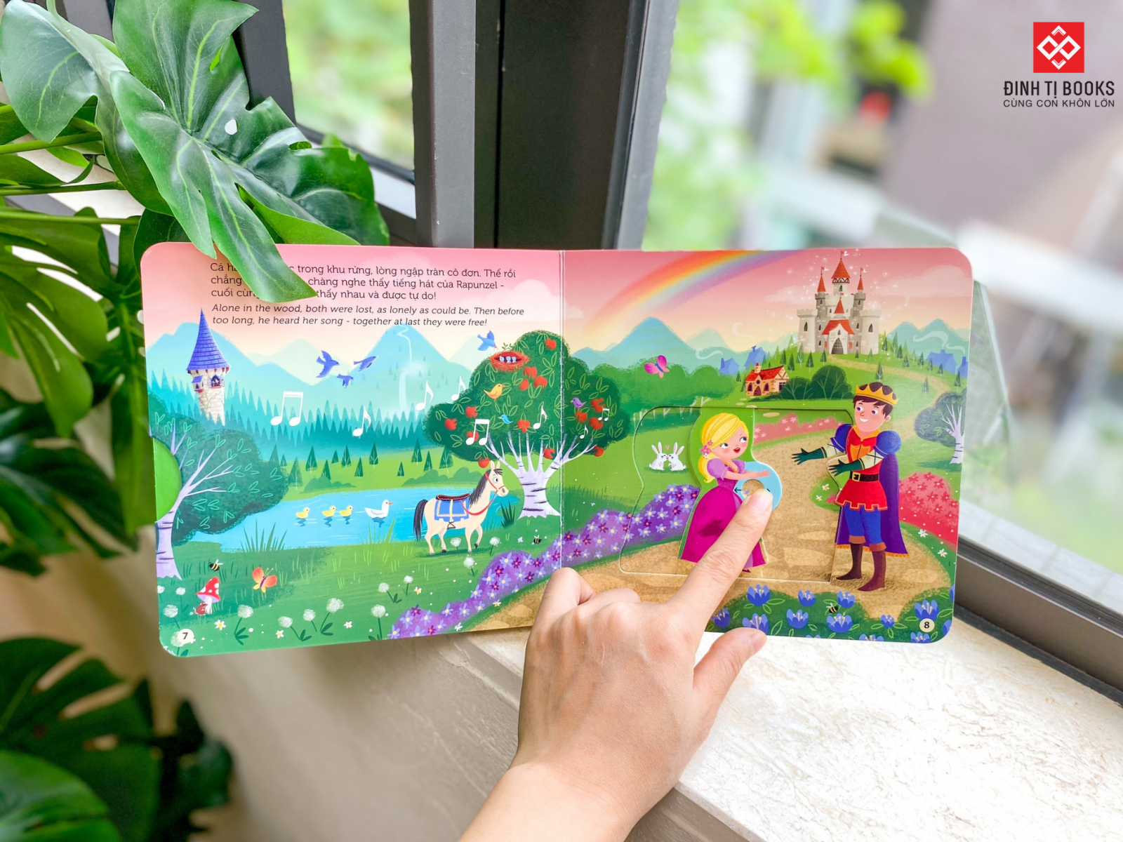 sách chuyển động - first stories - công chúa tóc mây - rapunzel - bìa cứng - Ảnh 5